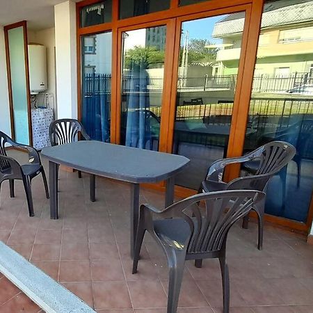 Playa Foz Con Piscina Y Terraza Exterior photo
